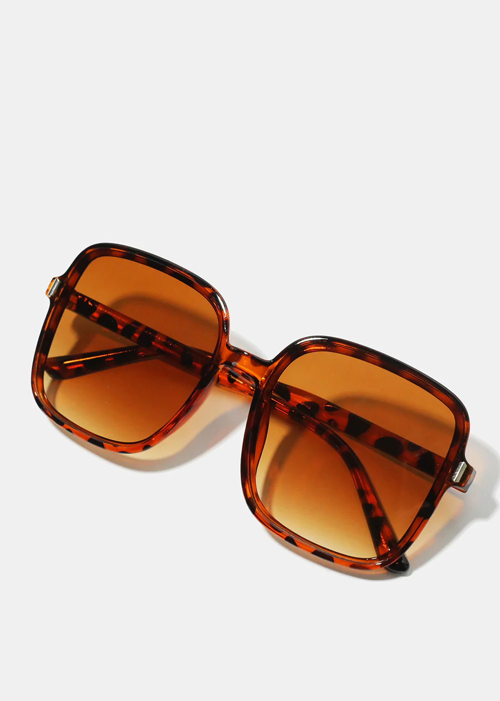 A+ Trendy Oversized Vintage Shades