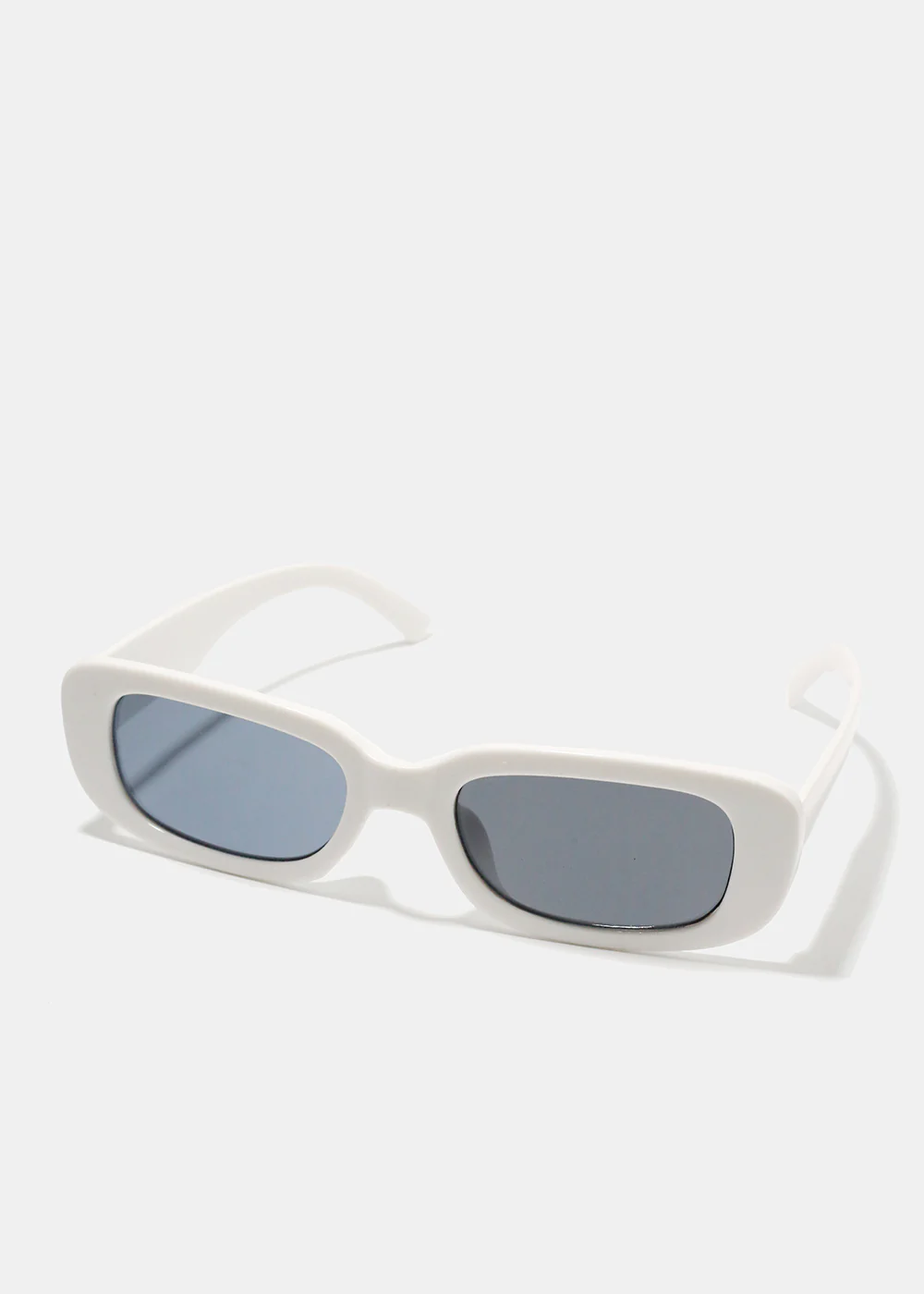 A+ White Retro Rectangle Sunglasses - Image 2