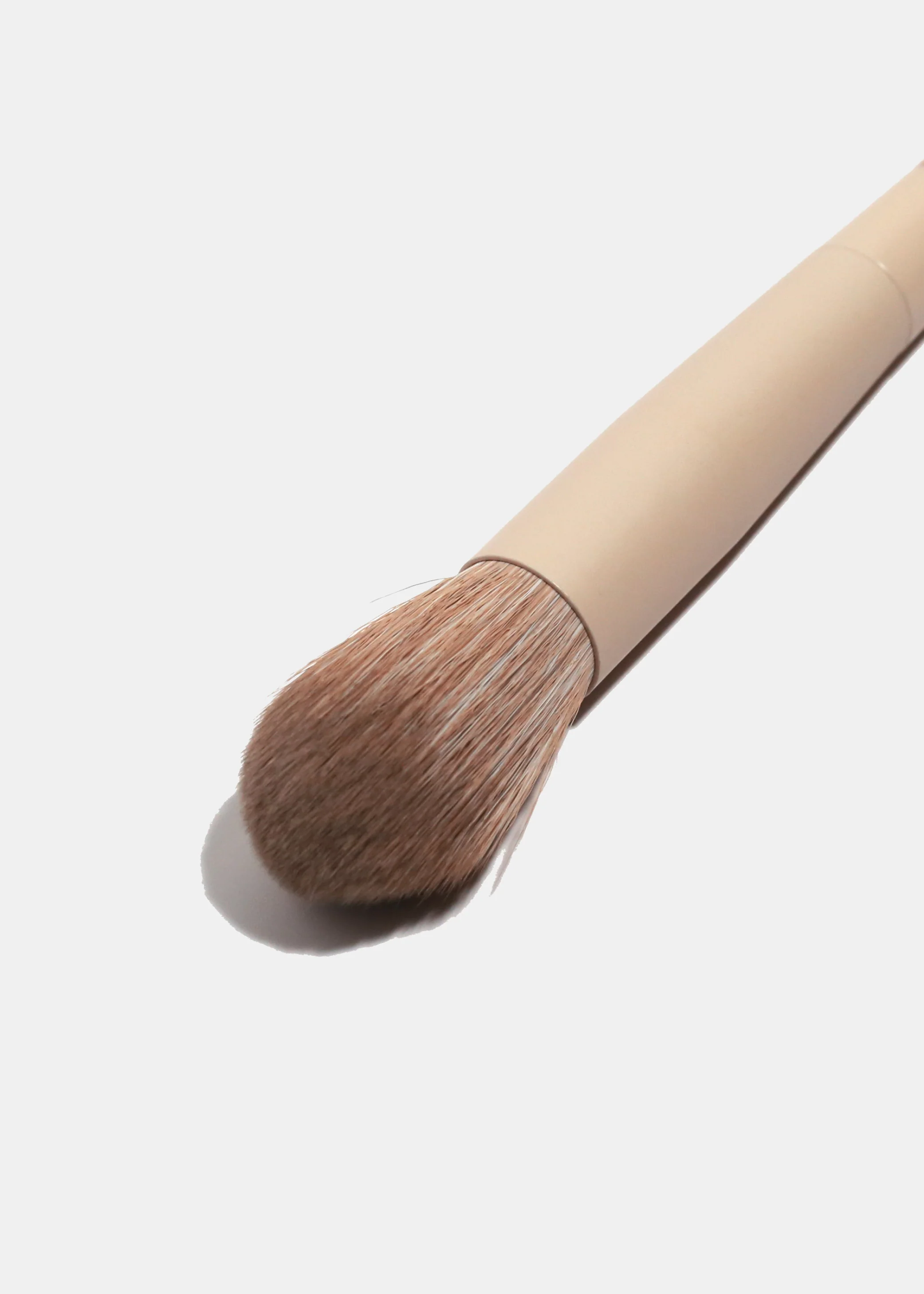 AOA Hero Single Brush β F13 Blush Brush - Image 3