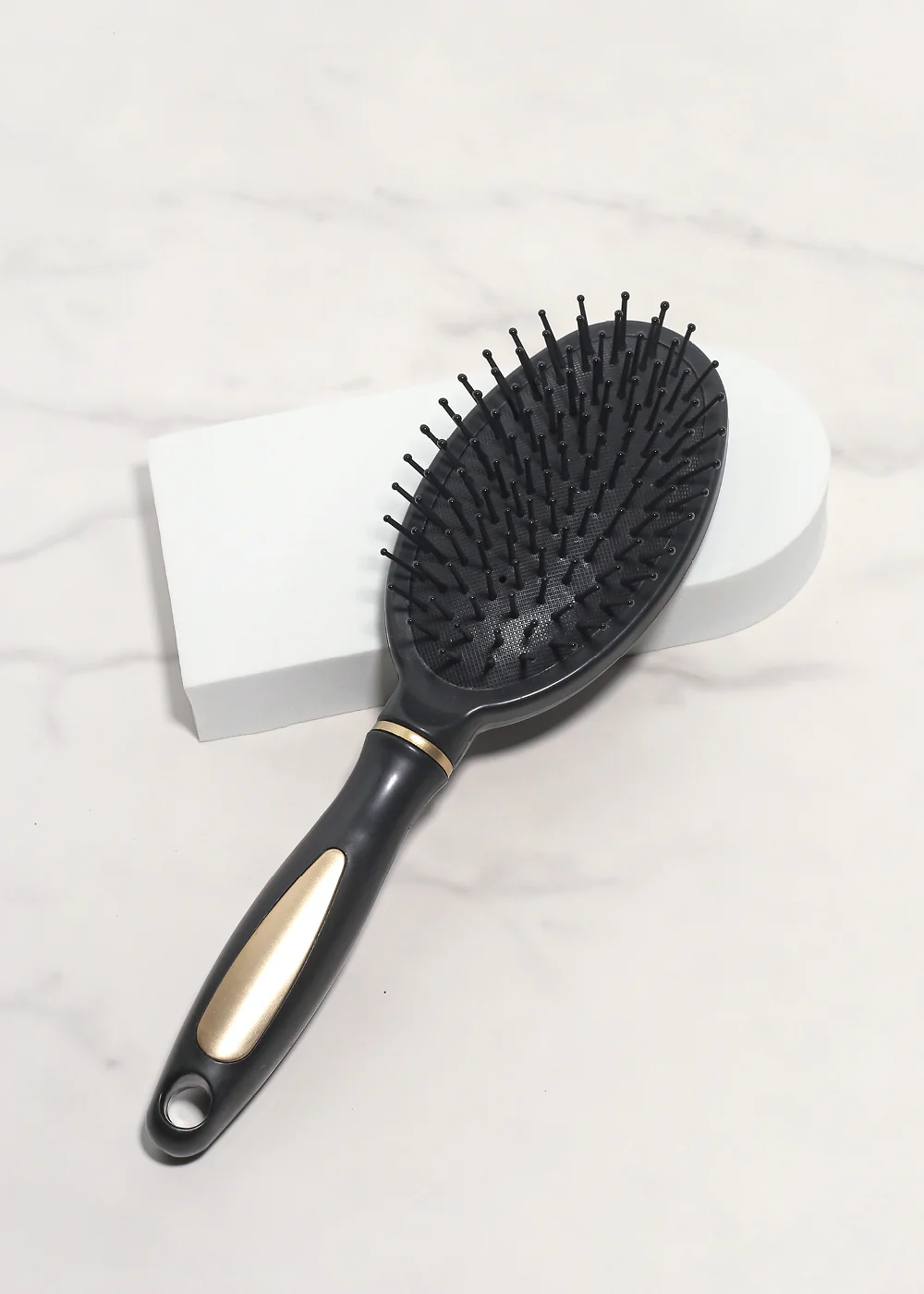 AOA Oval Cushion Brush - Black - Image 4