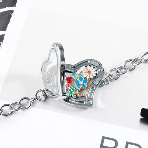 Checkered Flag Locket Charm - Image 4