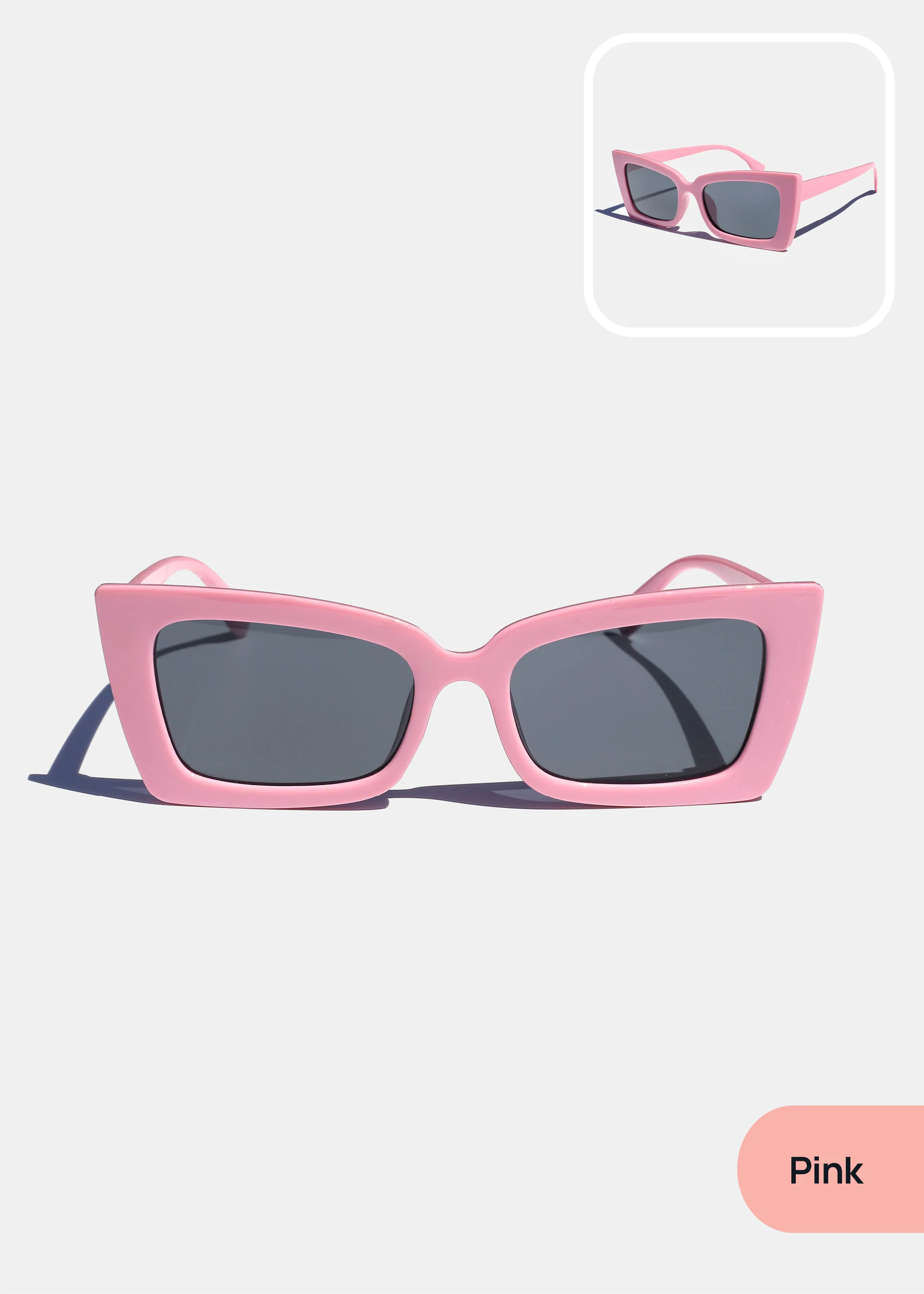 Chic Rectangular Sunglasses - Image 3