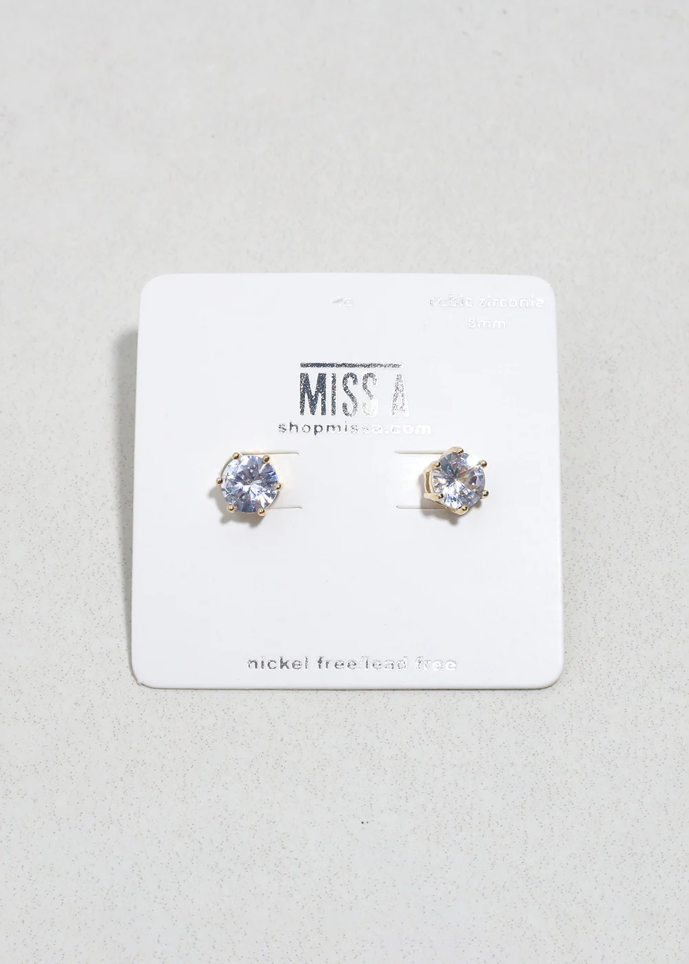 Classic Cubic Zirconia Stud Earrings - Gold - Image 4