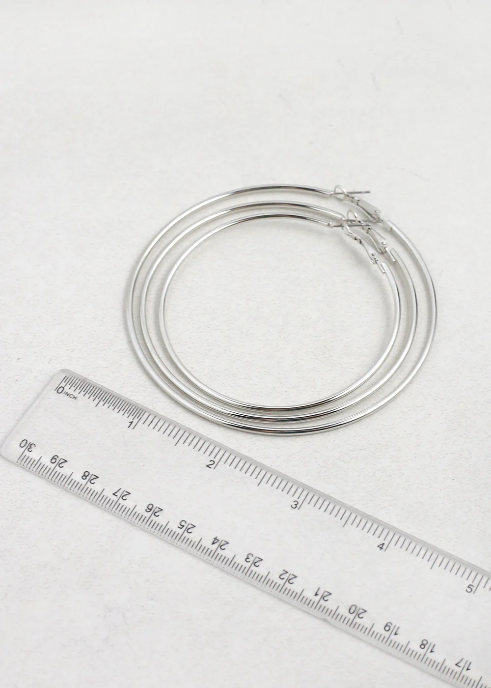 Classic Thin Hoop Earrings - 8 mm - Image 4