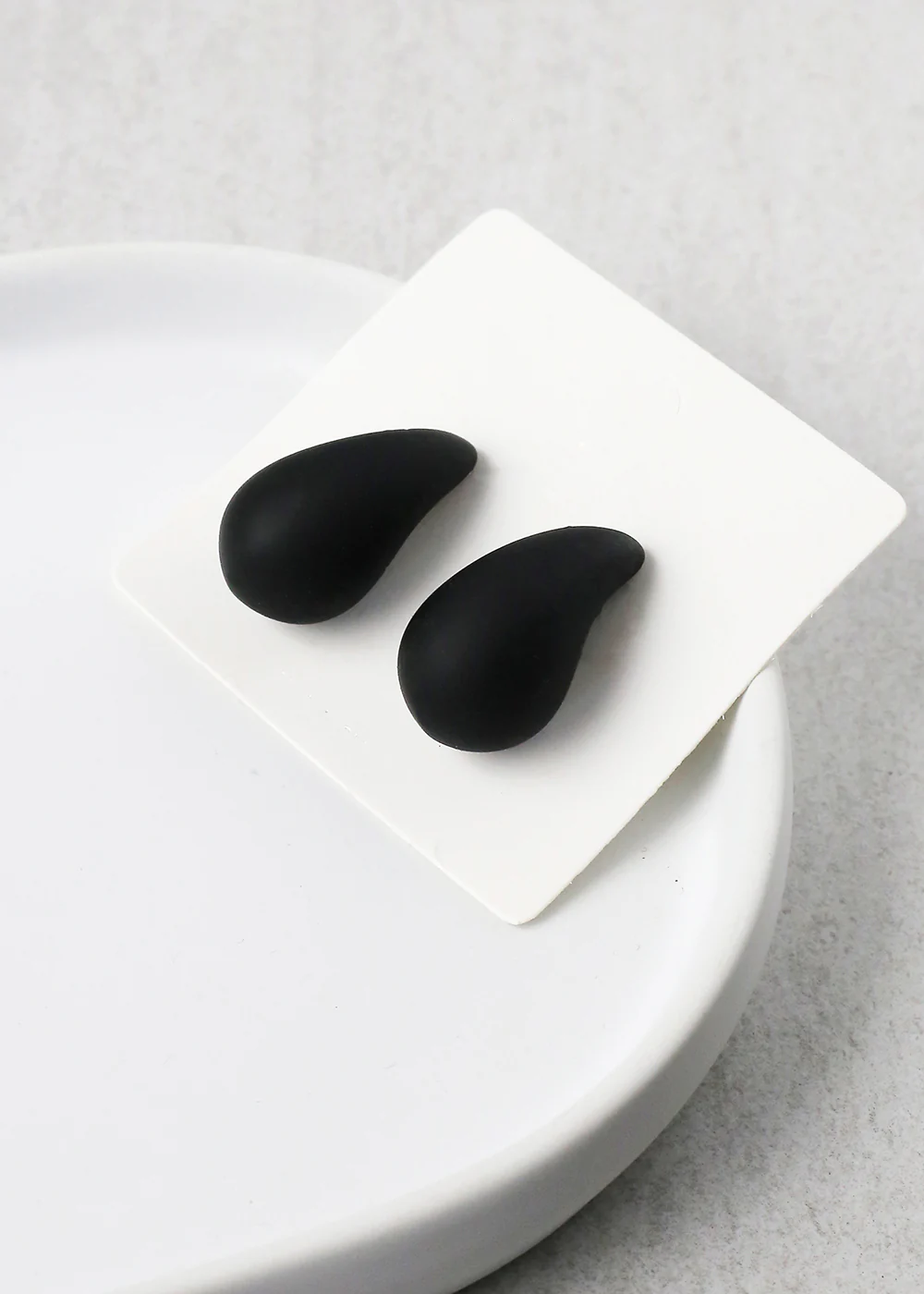 Colorful Thick Teardrop Earring - Image 5