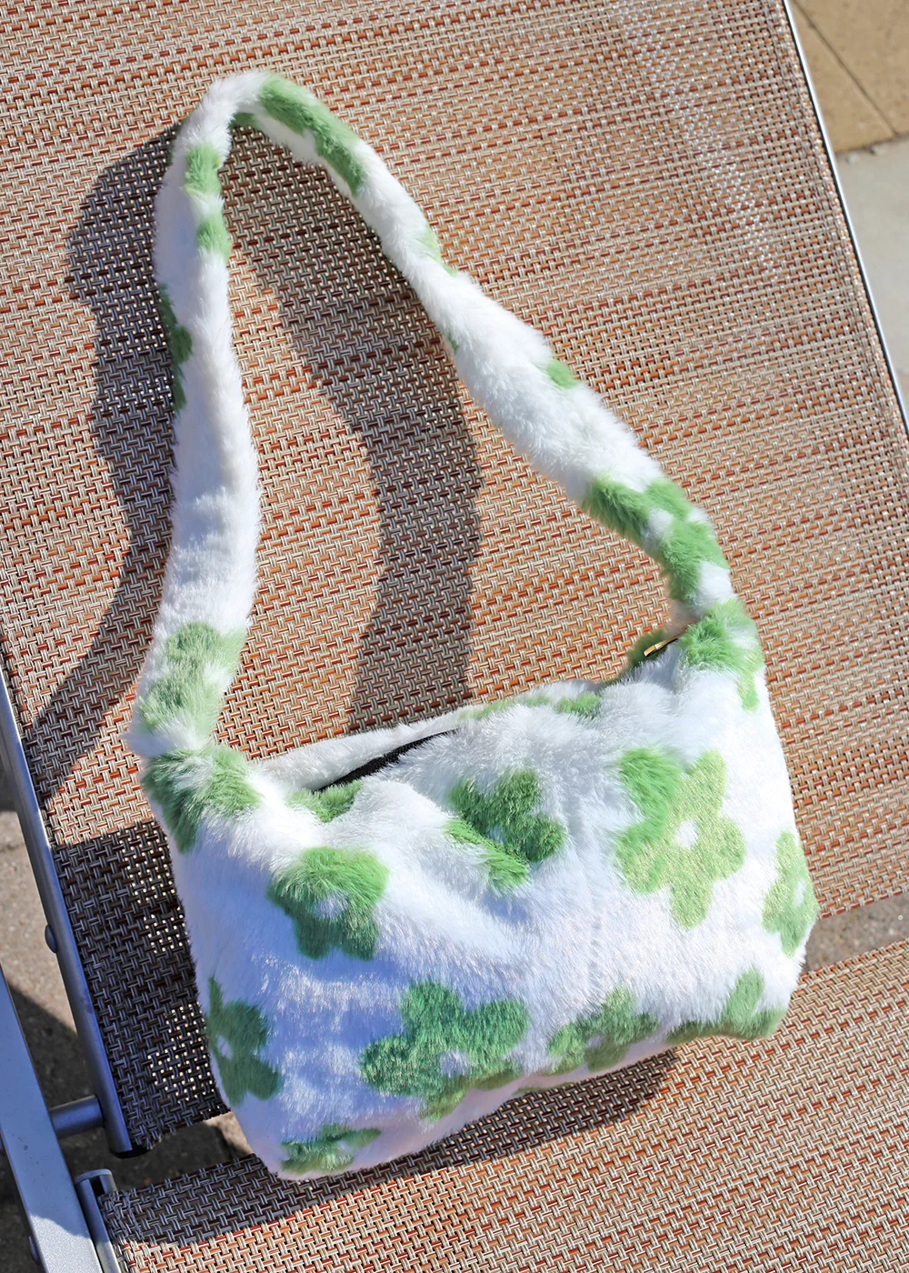 Daisy Shoulder Bag - Image 2