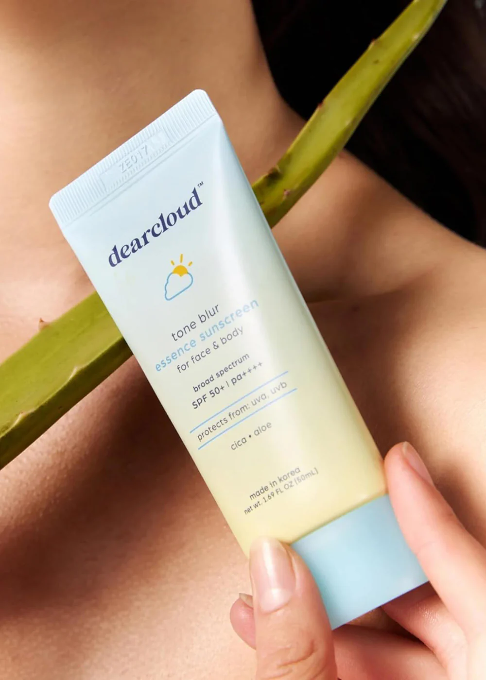 dearcloud Tone Blur Essence Sunscreen 50g - Image 4