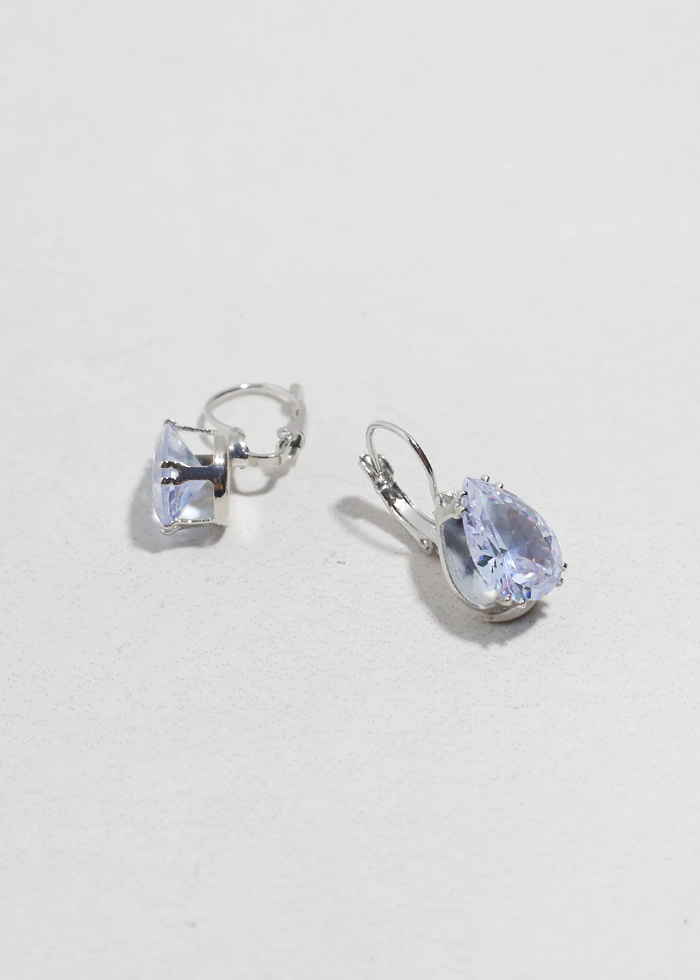 Elegant Teardrop Earrings - Image 3