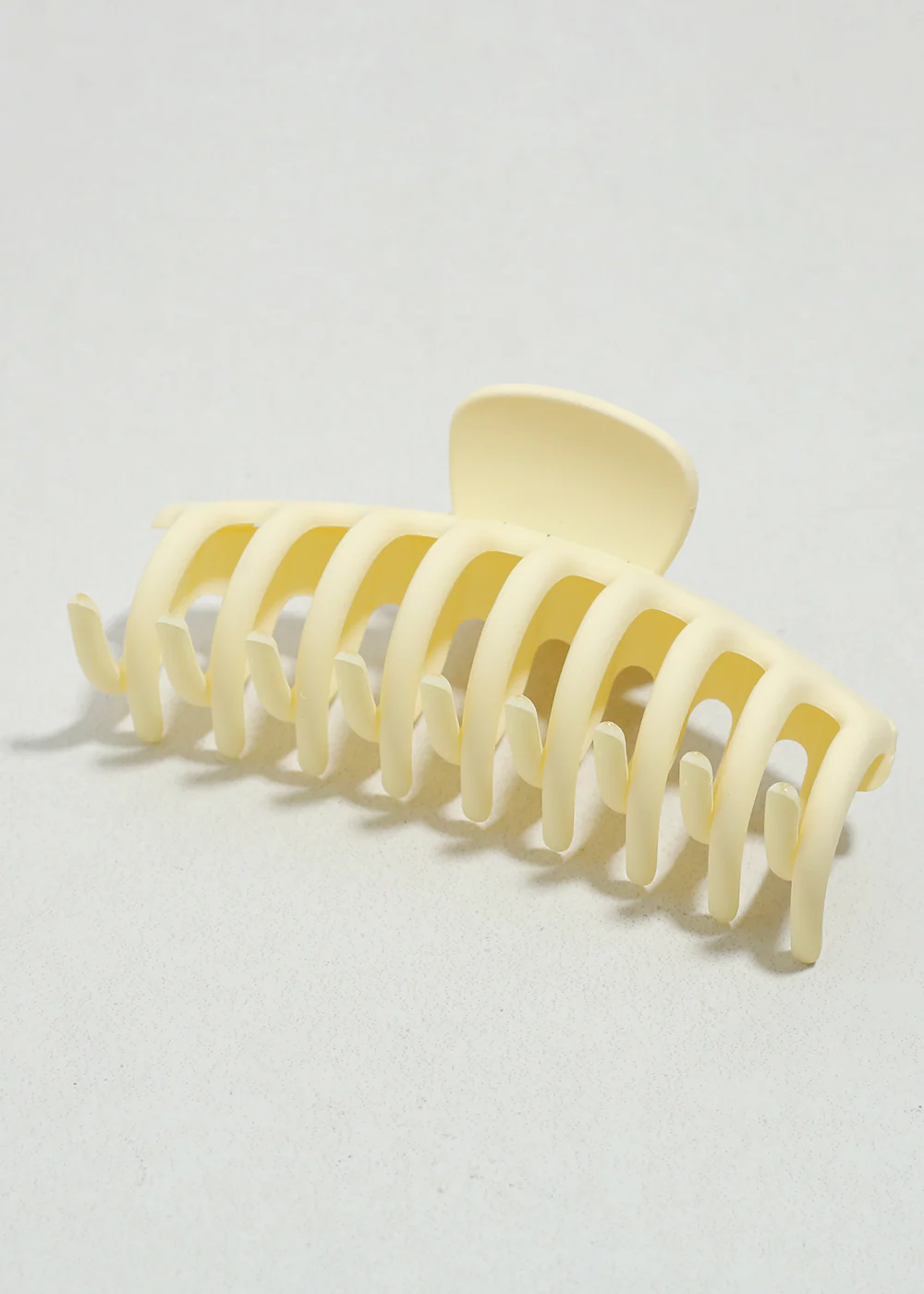 Everyday Matte Hair Claw Clip - Image 3