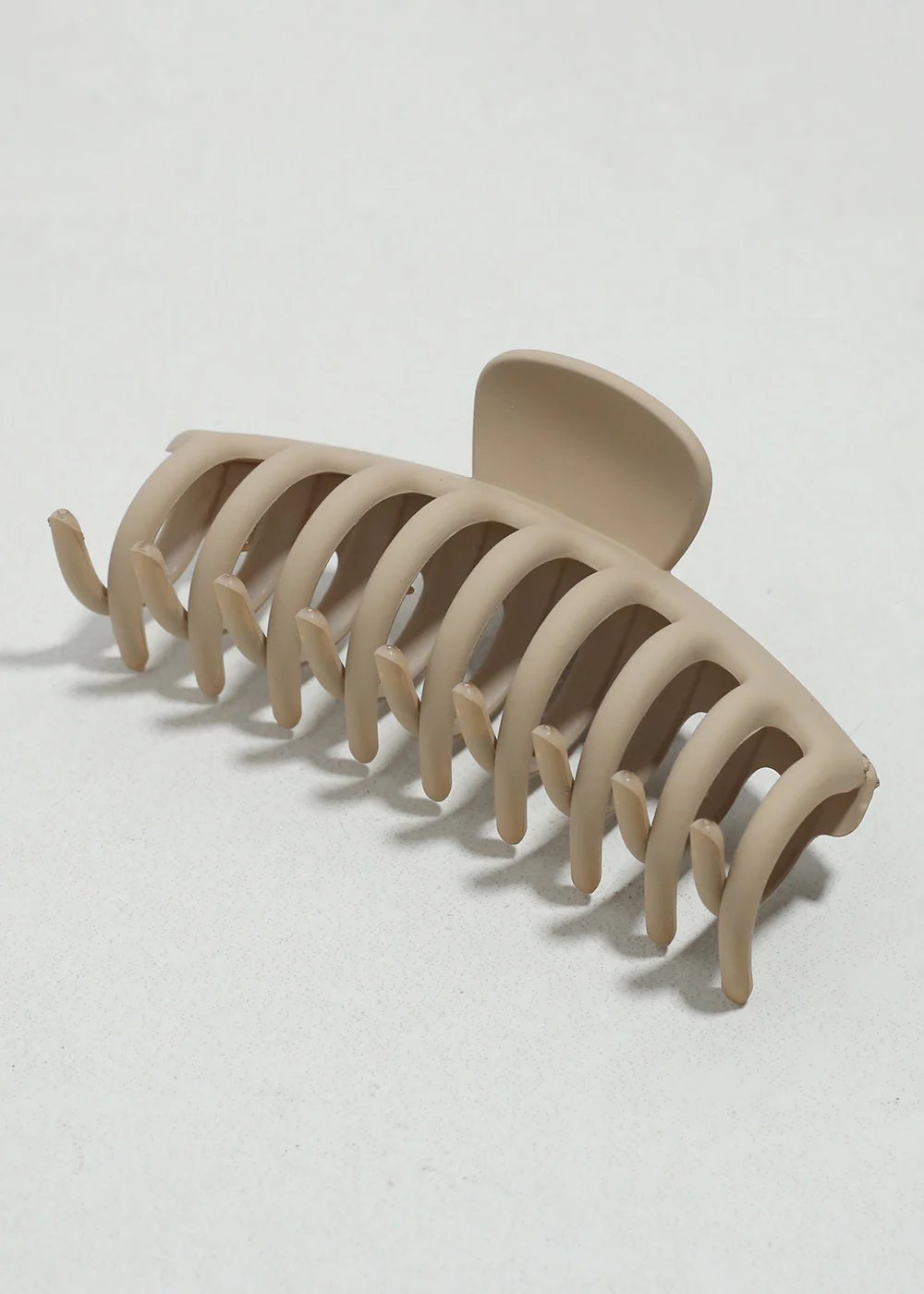 Everyday Matte Hair Claw Clip - Image 4
