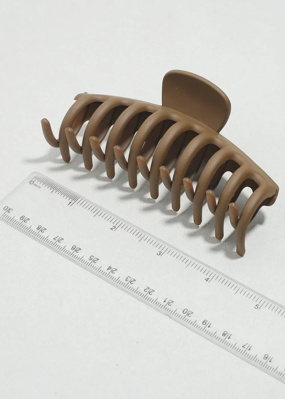Everyday Matte Hair Claw Clip - Image 6