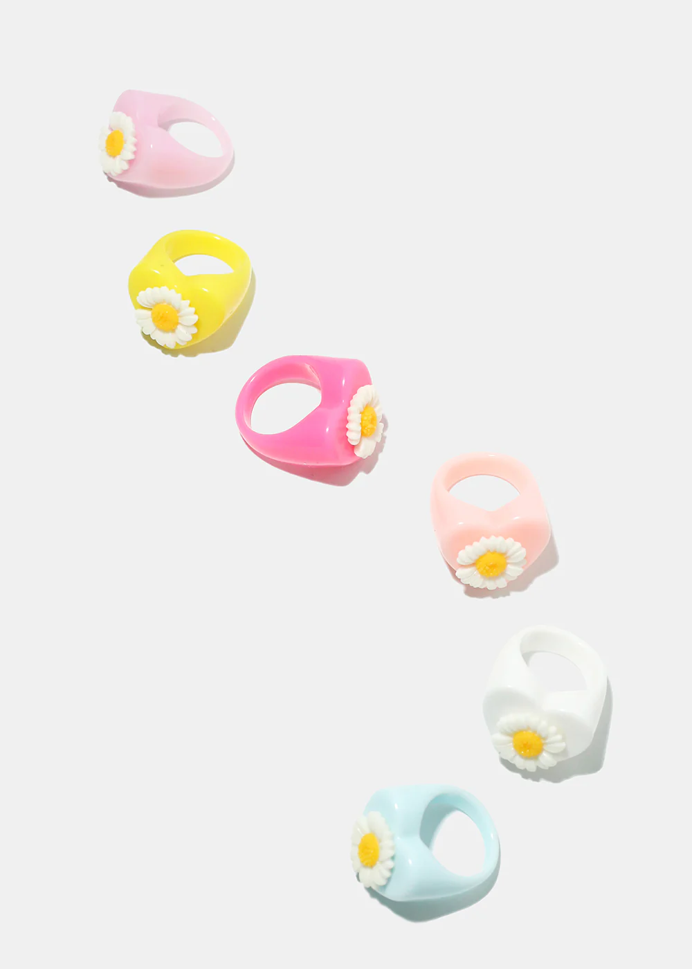 Flower on Heart Resin Ring - Image 2