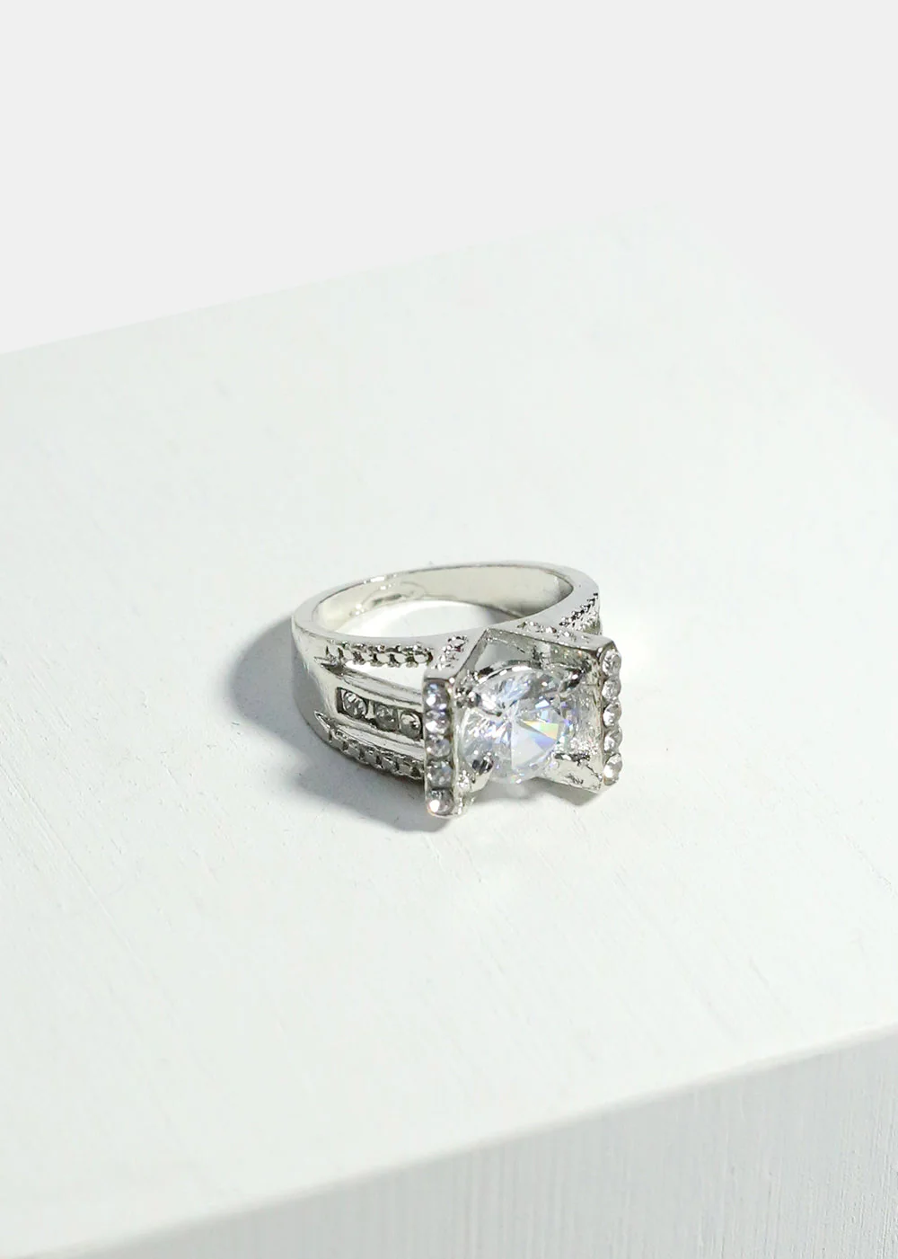 Gemstone & Rhinestone-Studded Ring - Image 3
