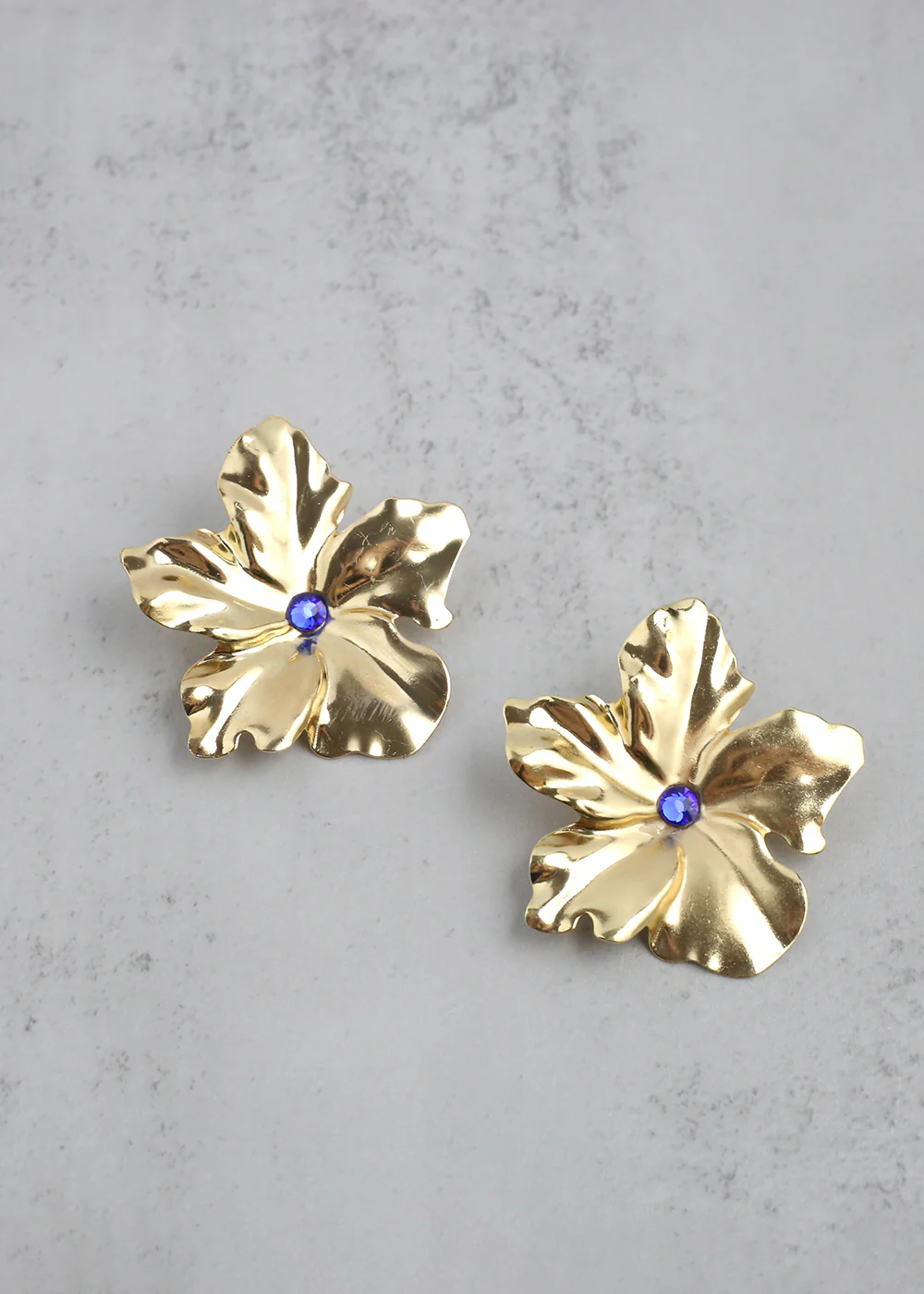 Gold Cayena Flower Clip-On Earrings - Image 4