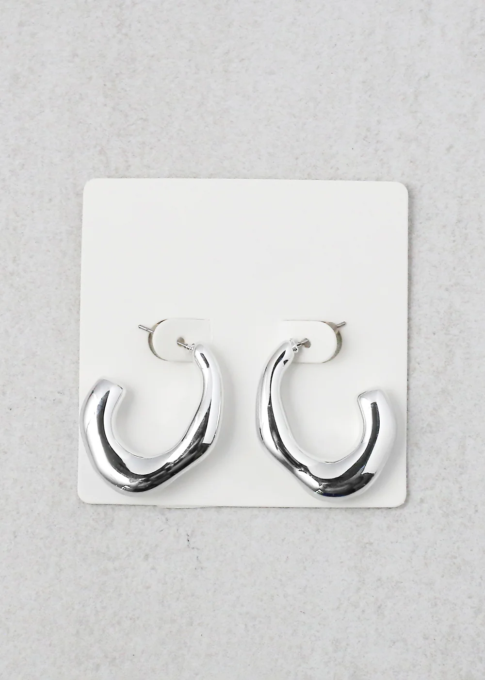 Half Loop Earring - Image 2