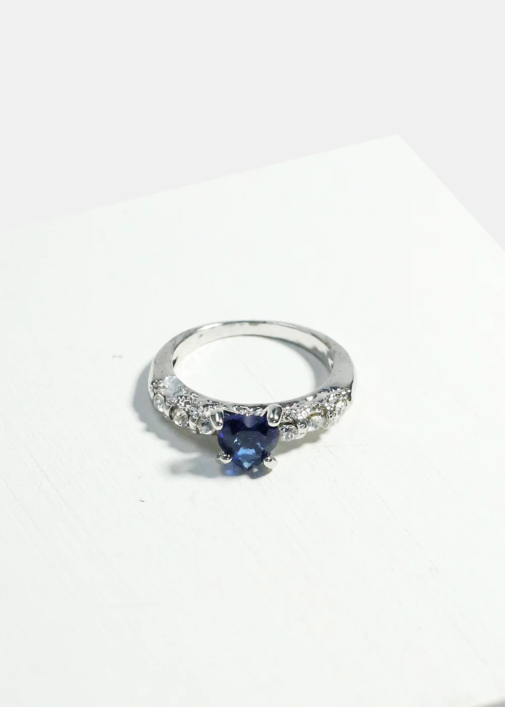Heart Rhinestone Ring - Image 13