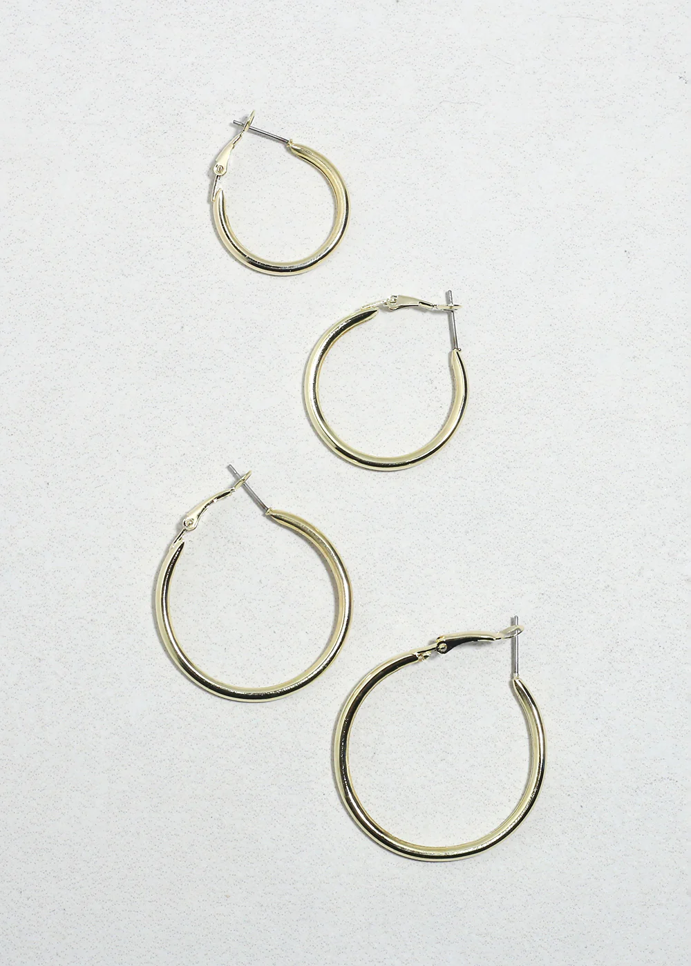 Iconic Hoop Earrings Set - Image 2