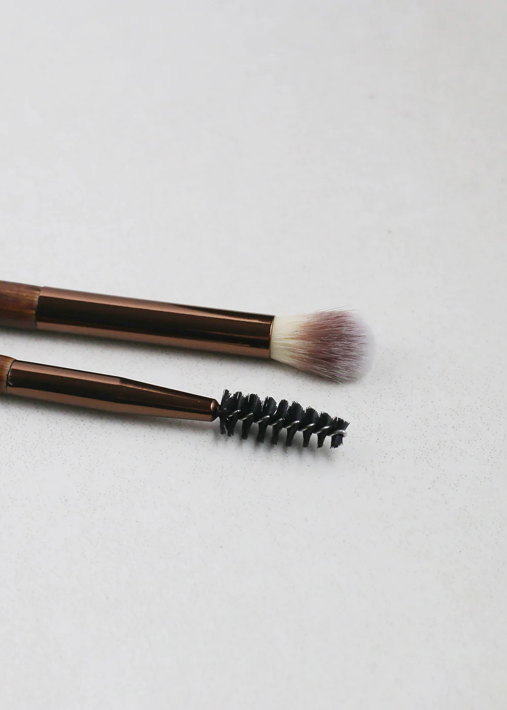 Nature Girl Bamboo Double Ended Eyeshadow & Brow Brush - Image 2