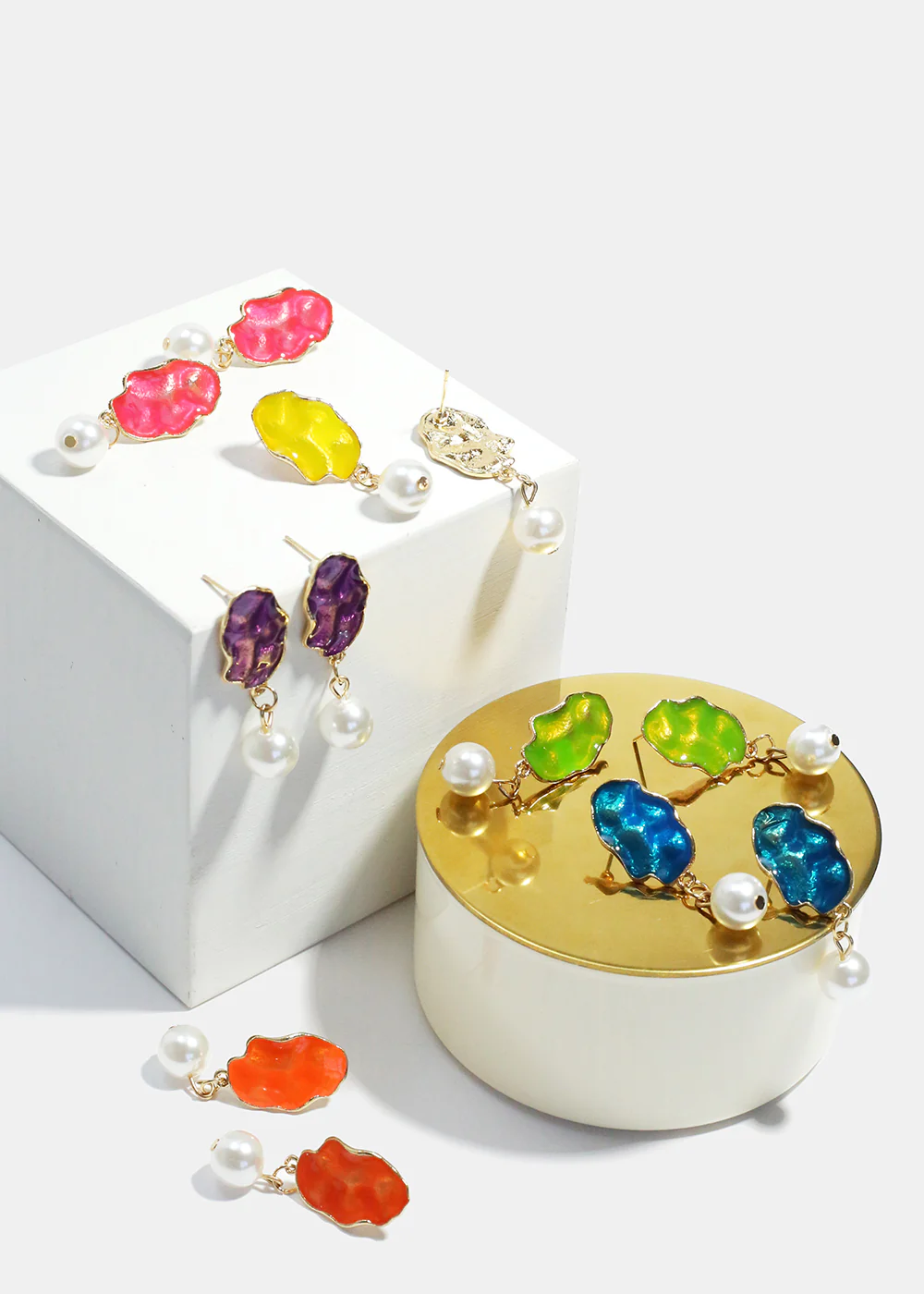 Pearl & Colorful Textured Dangle Earrings - Image 2