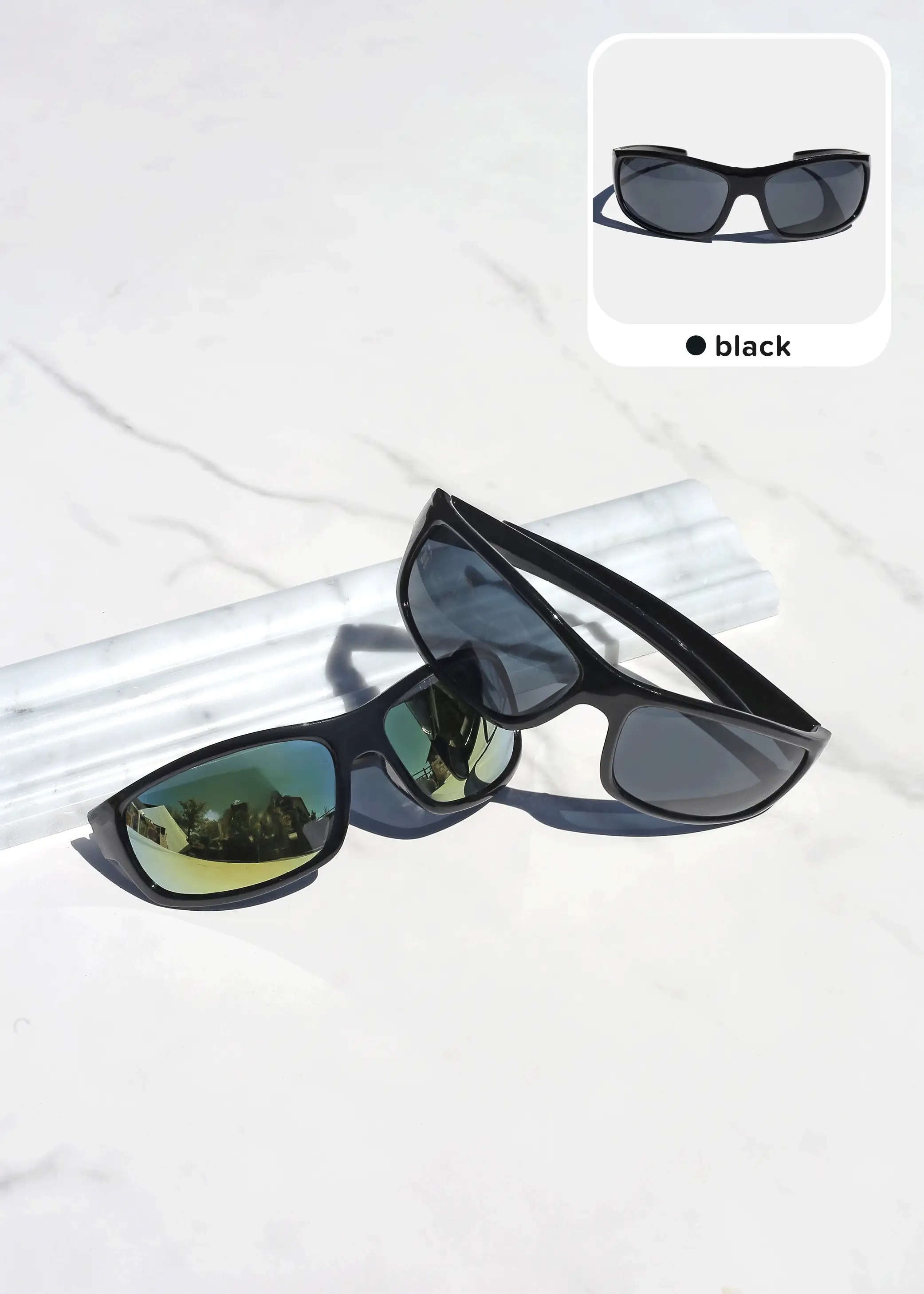 Rectangular Framed Sunglasses