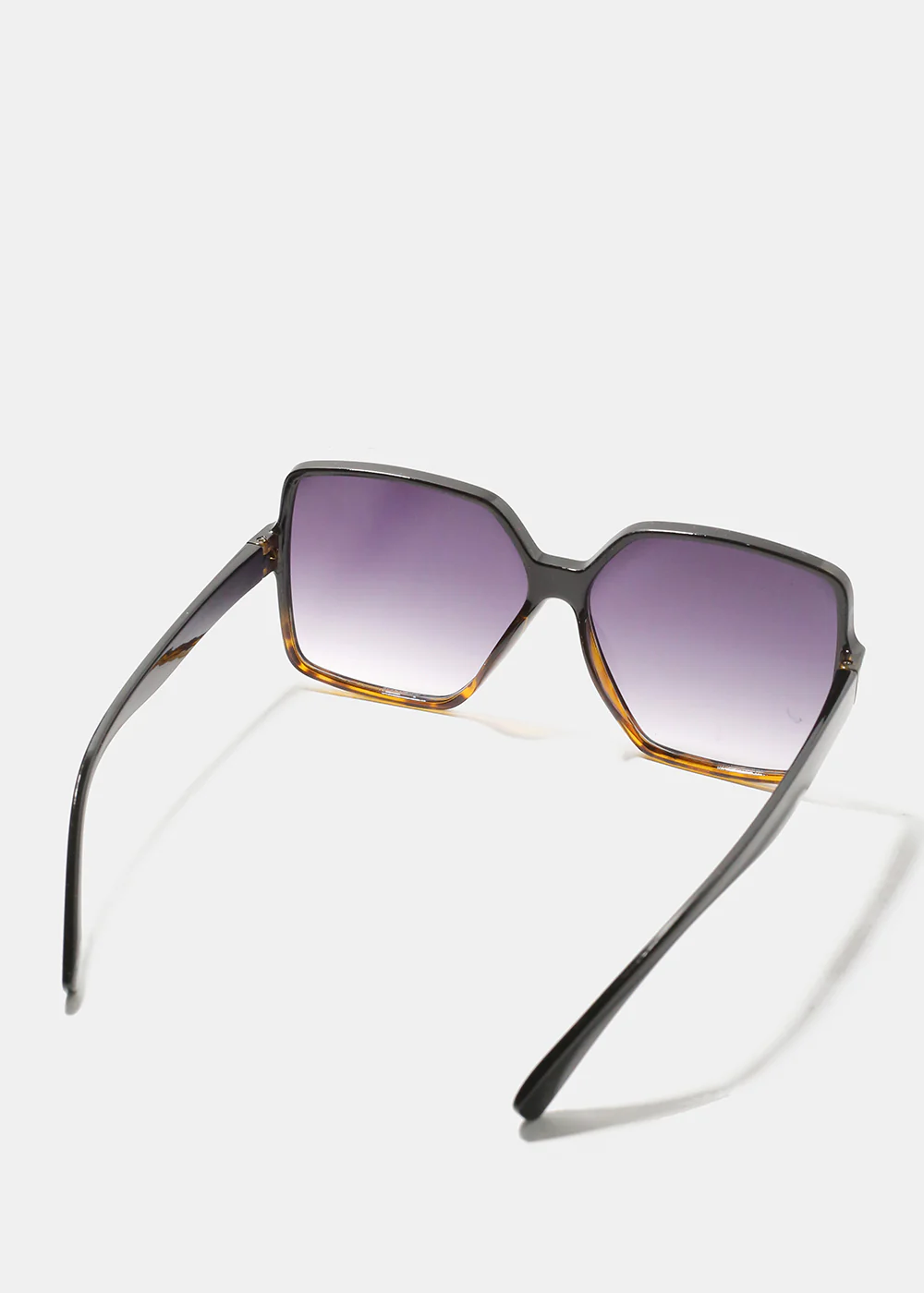 Retro Oversized Square Sunglasses - Image 3
