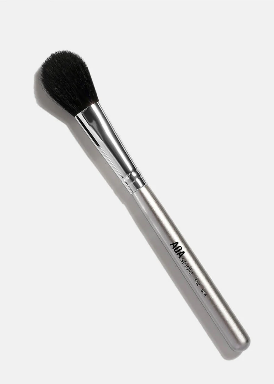 Silver F32 Cheek Brush