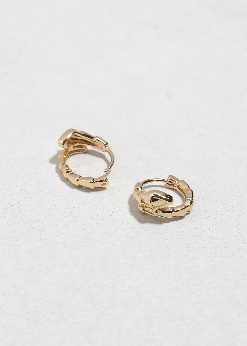 Snake Curve Huggie Earrings - Image 2