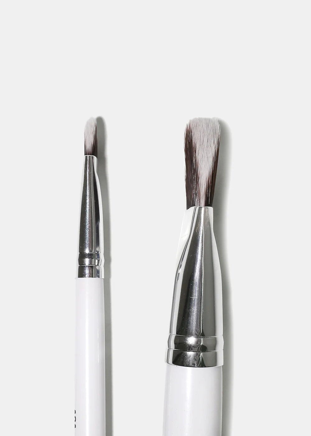 The F8 & E108 Precise Pointed Brush - Image 4