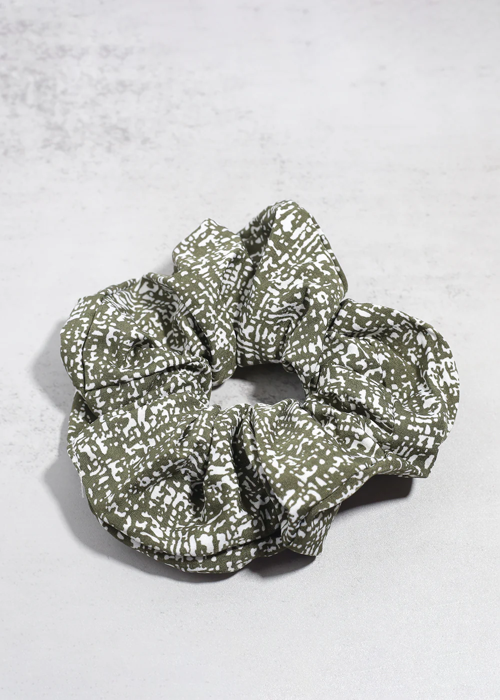 Tweed Large Scrunchie - Image 4