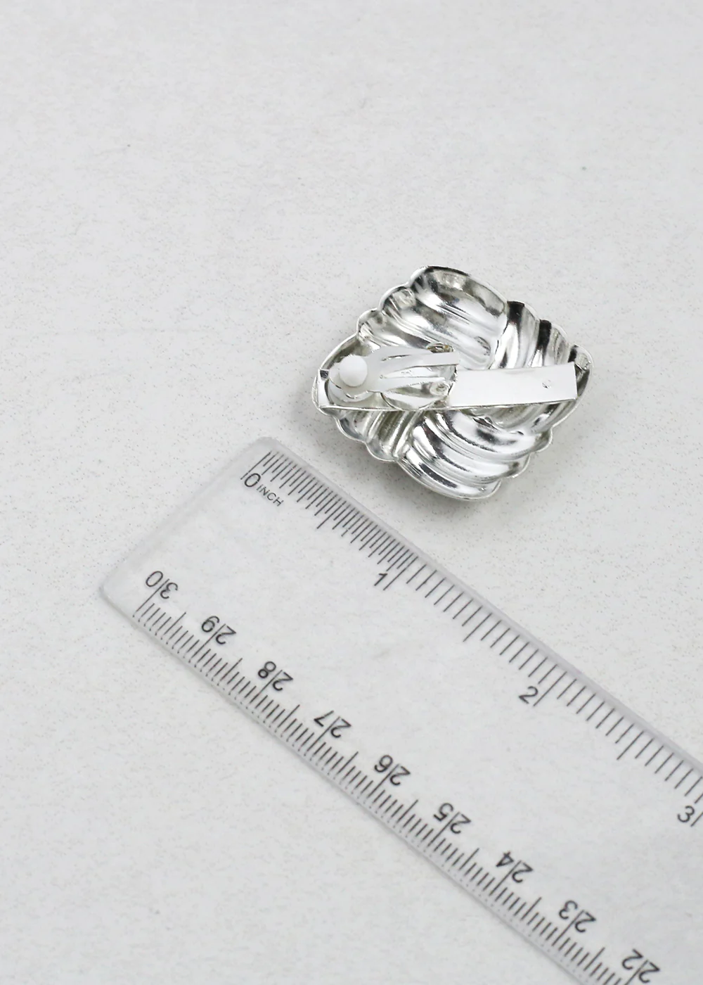 Vintage-Inspired Woven Square Button Earrings - Image 4