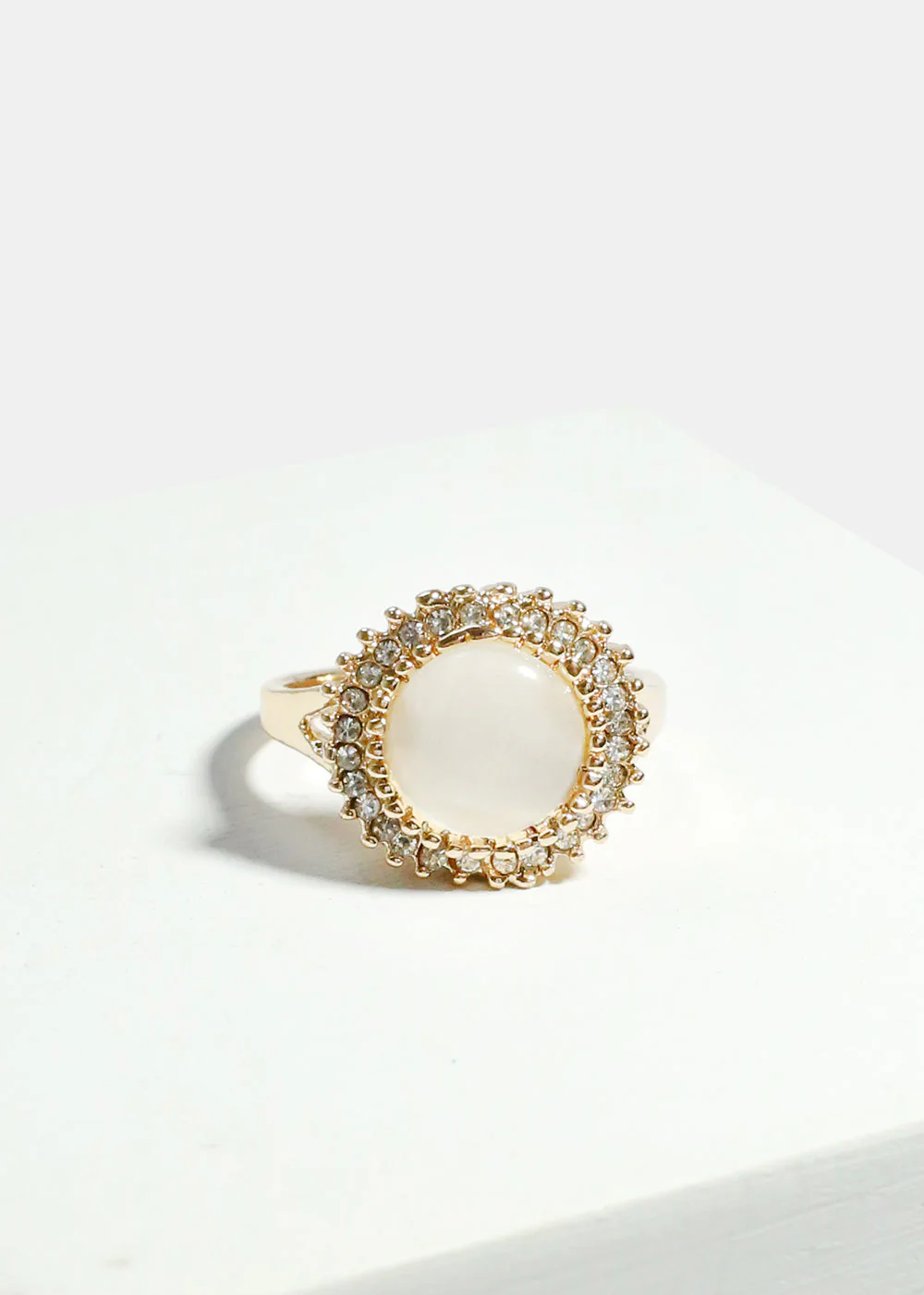 Vintage Unique Stone Ring - Image 8